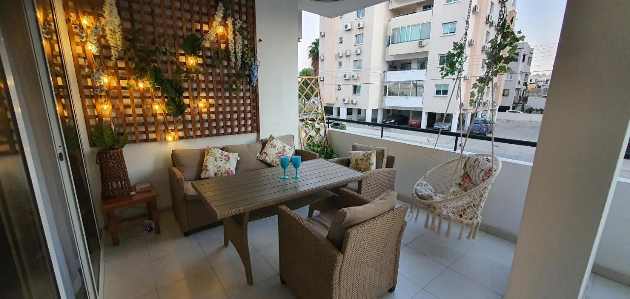 Apartament Stefaris "Koutsou Court 105" Larnaca Zewnętrze zdjęcie