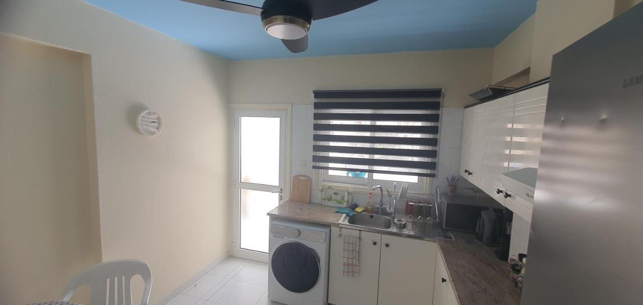 Apartament Stefaris "Koutsou Court 105" Larnaca Zewnętrze zdjęcie